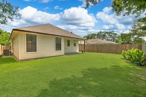 502 S Carroll Street La Porte TX 77571