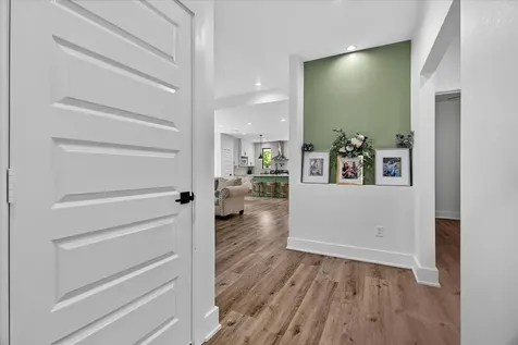502 S Carroll Street La Porte TX 77571