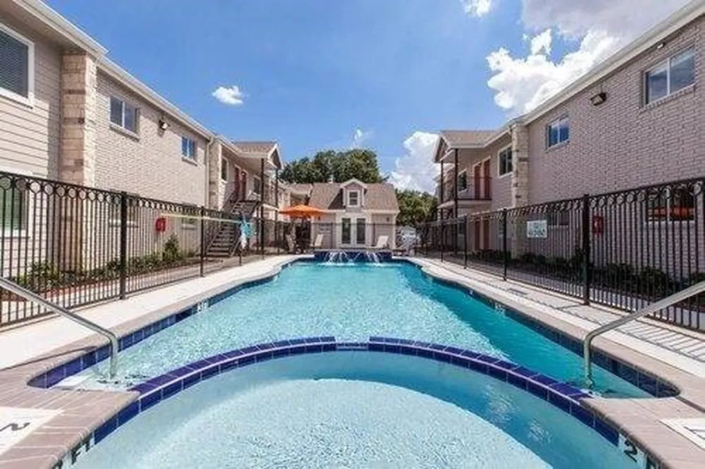 2006 W 43rd Street 73 Houston TX 77018