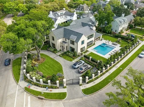 1811 Kirby Drive Houston TX 77019