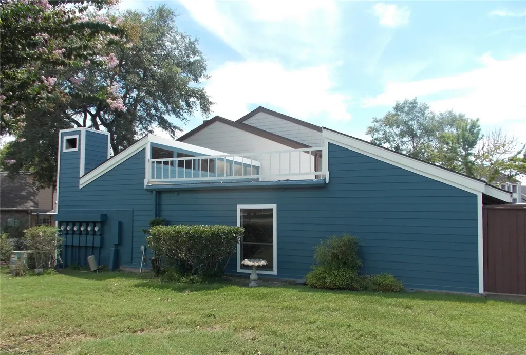 2001 Lakewood Court Willis TX 77318
