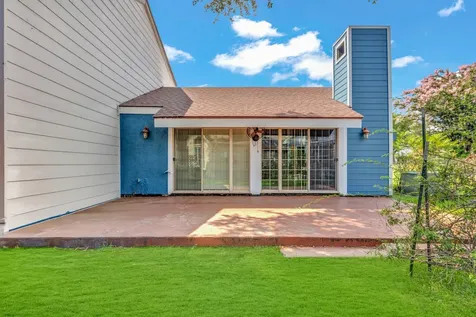 2001 Lakewood Court Willis TX 77318