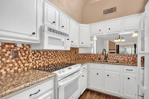 2001 Lakewood Court Willis TX 77318