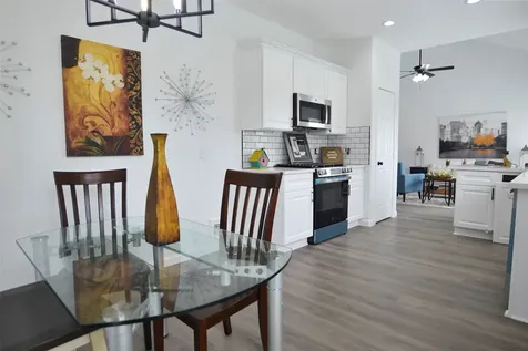 6718 Poplar Bend Lane Dickinson TX 77539