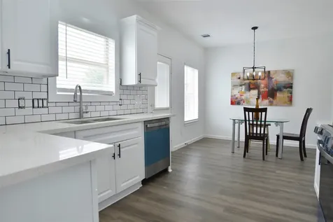 6718 Poplar Bend Lane Dickinson TX 77539