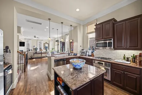 1621 W 23rd Street C Houston TX 77008