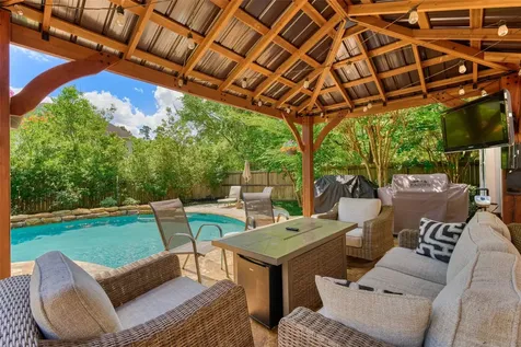 23 Weeping Spruce Place Conroe TX 77384