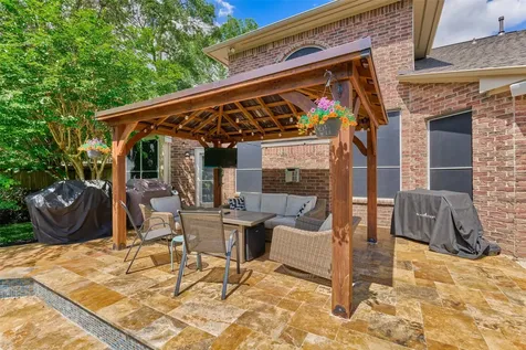 23 Weeping Spruce Place Conroe TX 77384