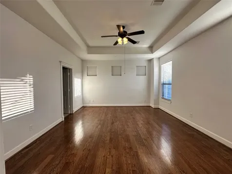 615 W 27th Street B Houston TX 77008