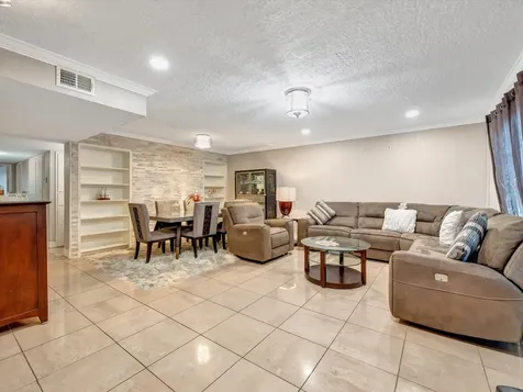 1615 Redway Lane Houston TX 77062