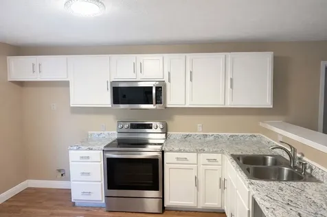 180 Maurine Lane Cleveland TX 77328