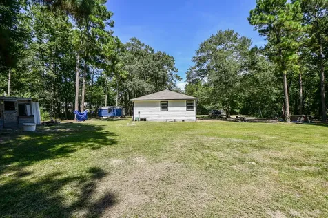 180 Maurine Lane Cleveland TX 77328