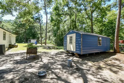 180 Maurine Lane Cleveland TX 77328