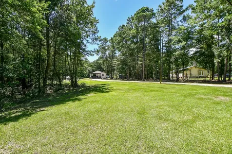 180 Maurine Lane Cleveland TX 77328