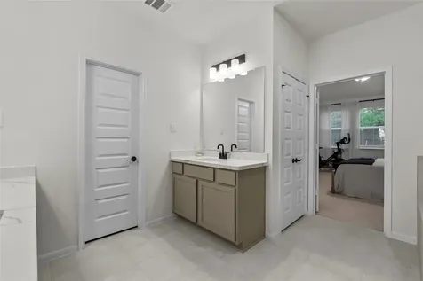 2727 Bisbee Road League City TX 77573