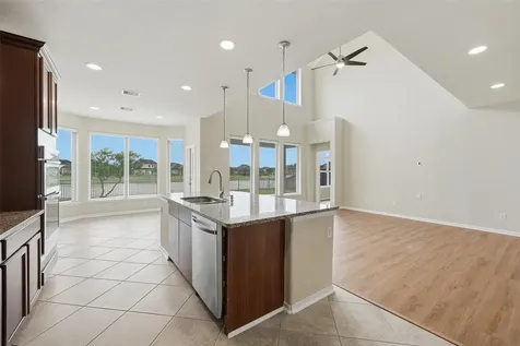 9422 Harmony Lake Lane Richmond TX 77469
