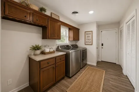1655 E South Street Alvin TX 77511