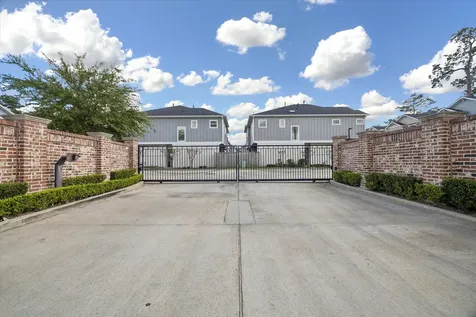 815 Shallow Hollow Drive Houston TX 77018