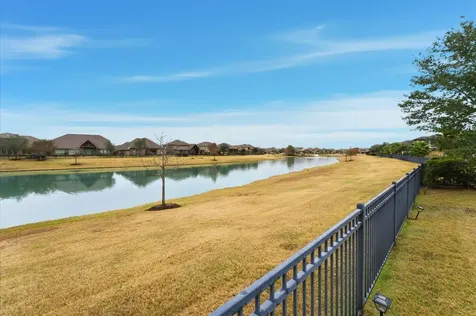 11 Laurel Wreath Trail Sugar Land TX 77498