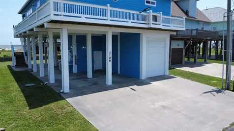 2108 Mills Crystal Beach TX 77650