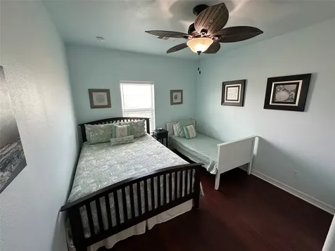 2108 Mills Crystal Beach TX 77650