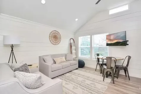 5324 Avenue L Galveston TX 77551
