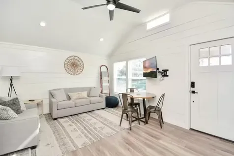 5324 Avenue L Galveston TX 77551