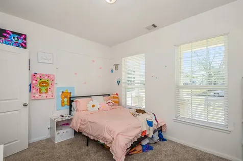 322 Wellshire Drive West Columbia TX 77486