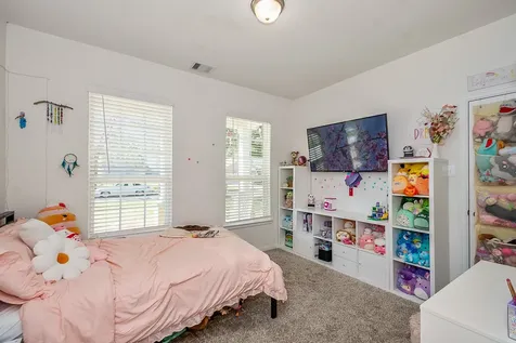 322 Wellshire Drive West Columbia TX 77486