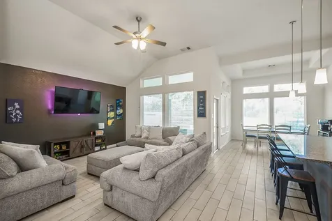 322 Wellshire Drive West Columbia TX 77486