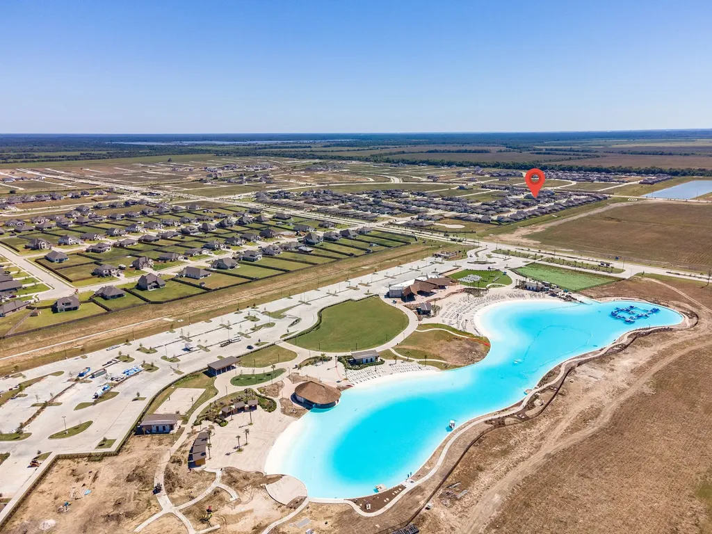 933 Neches Lane Dayton TX 77535