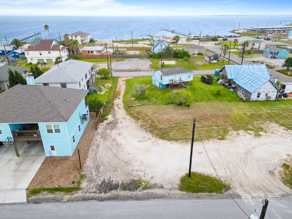 4030 Summit Drive Corpus Christi TX 78418