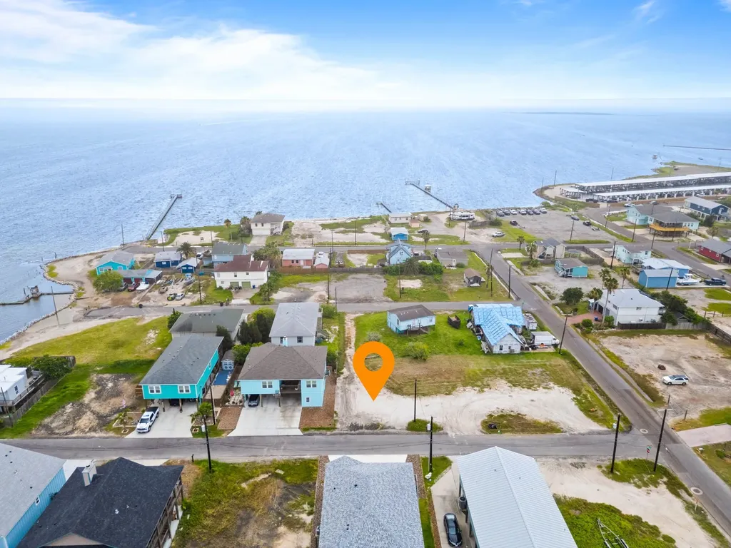 4030 Summit Drive Corpus Christi TX 78418