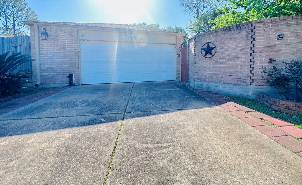 7419 San Morino Drive Houston TX 77083