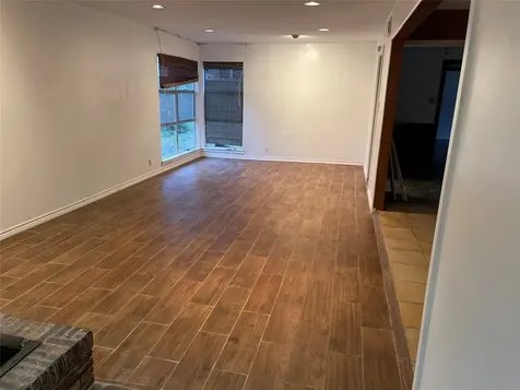 5122 S Jackwood Street Houston TX 77096