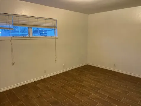 5122 S Jackwood Street Houston TX 77096