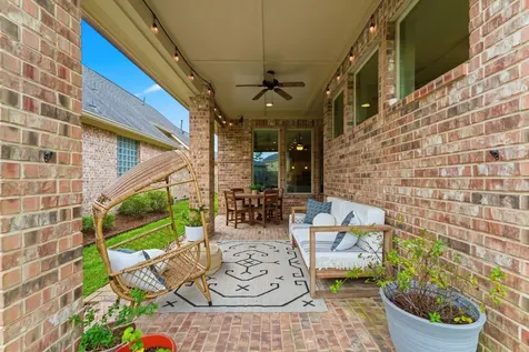 9942 Beautyberry Conroe TX 77385
