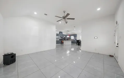 326 Cartersville Street Houston TX 77029