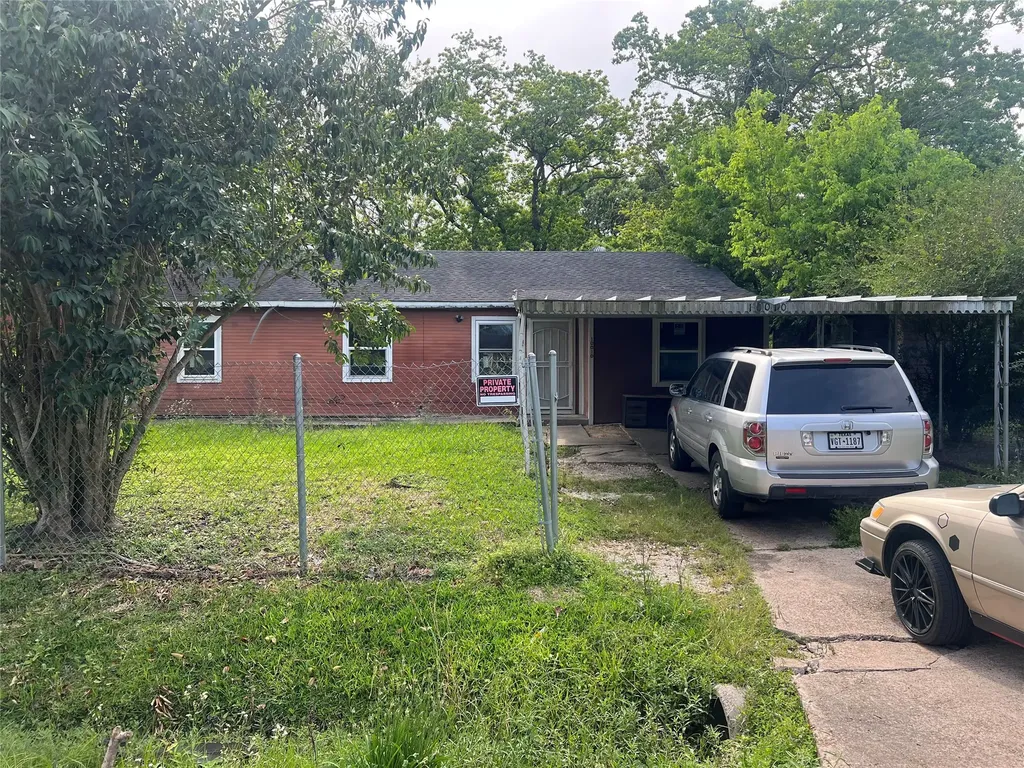10010 Cathedral Drive Houston TX 77051