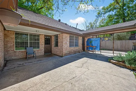 1010 Rhine Lane Houston TX 77090