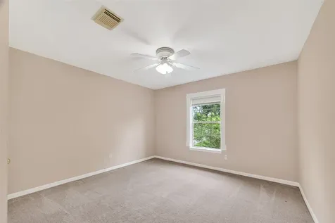 1915 Sandy Schoals League City TX 77573