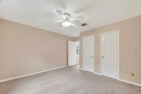 1915 Sandy Schoals League City TX 77573