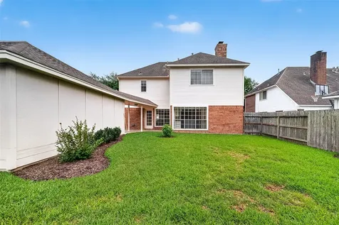 1915 Sandy Schoals League City TX 77573