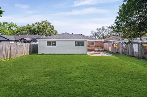 605 Kelley Street Houston TX 77009