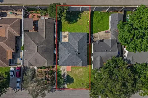 605 Kelley Street Houston TX 77009