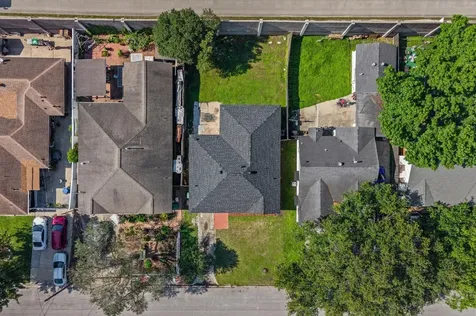 605 Kelley Street Houston TX 77009