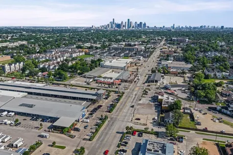 605 Kelley Street Houston TX 77009