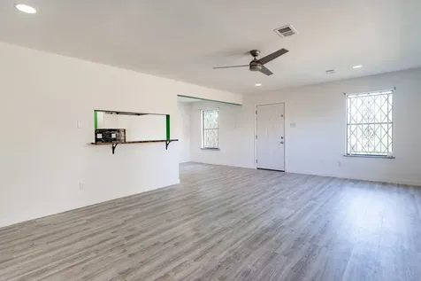 3253 Francis Street Houston TX 77004
