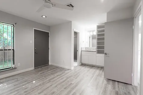 3253 Francis Street Houston TX 77004