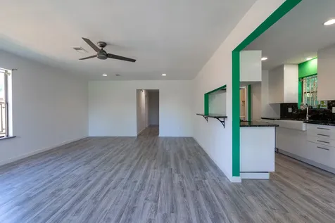 3253 Francis Street Houston TX 77004